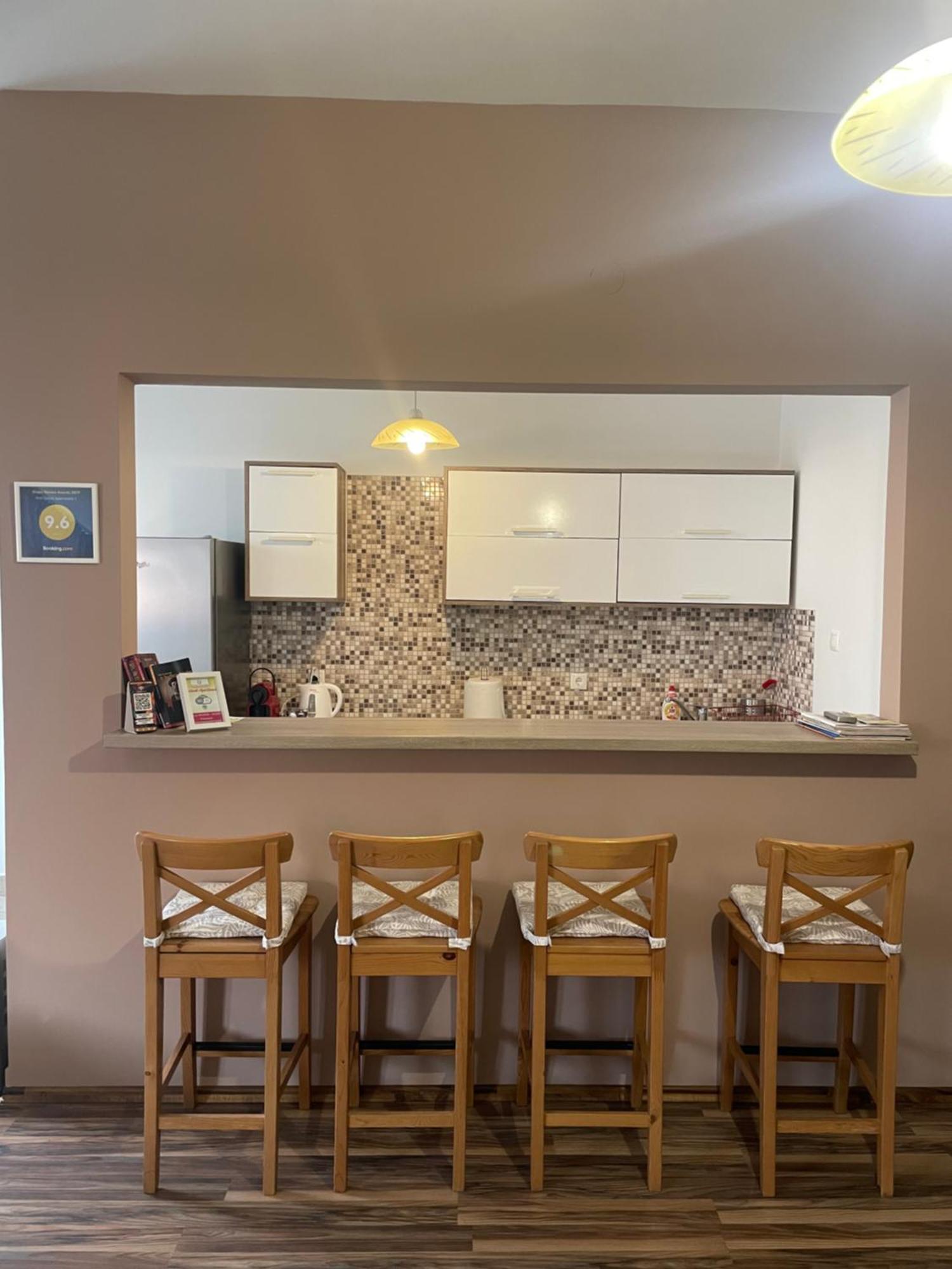 Palank Apartman Mosonmagyarovar Exterior photo