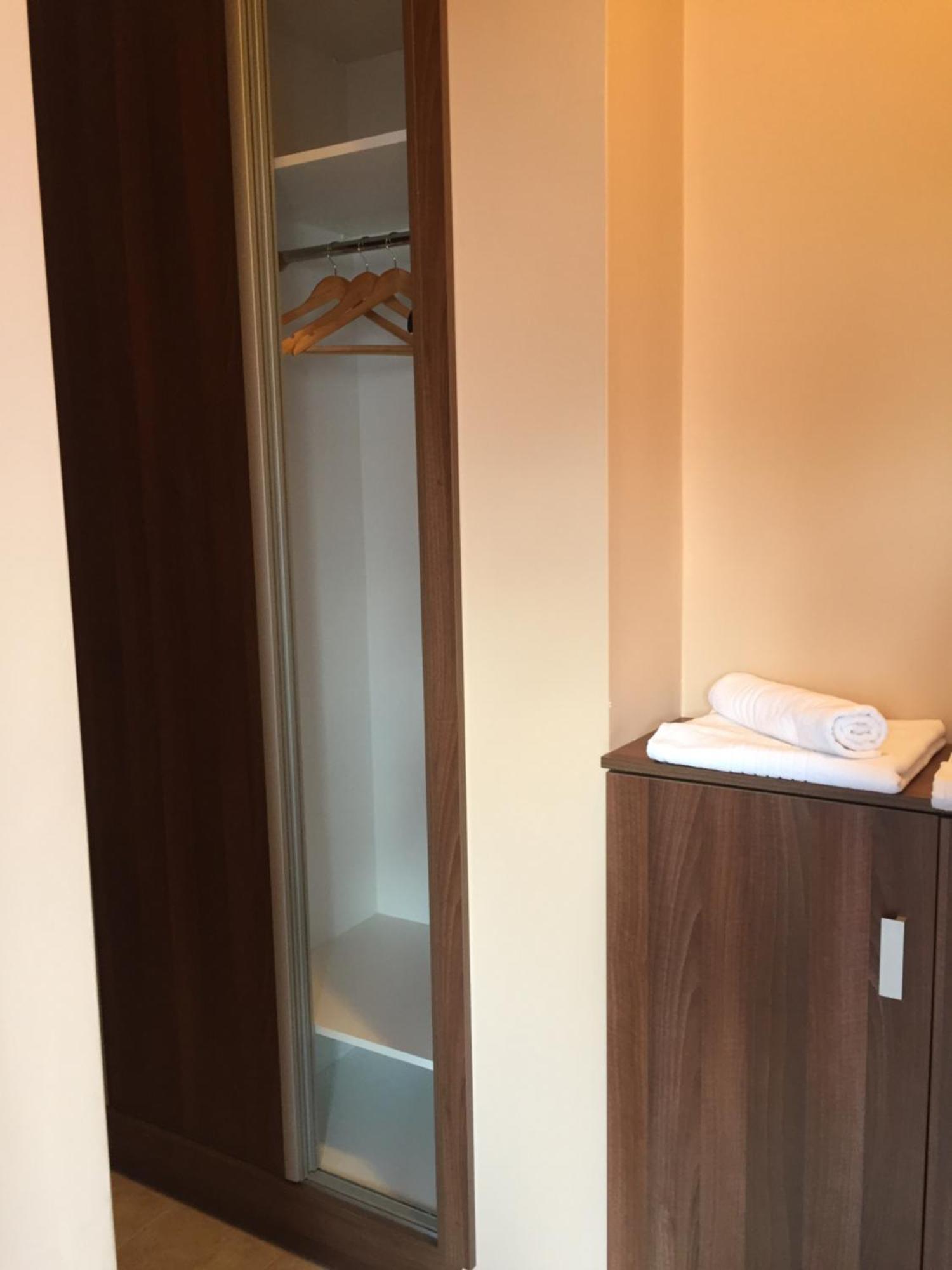 Palank Apartman Mosonmagyarovar Exterior photo